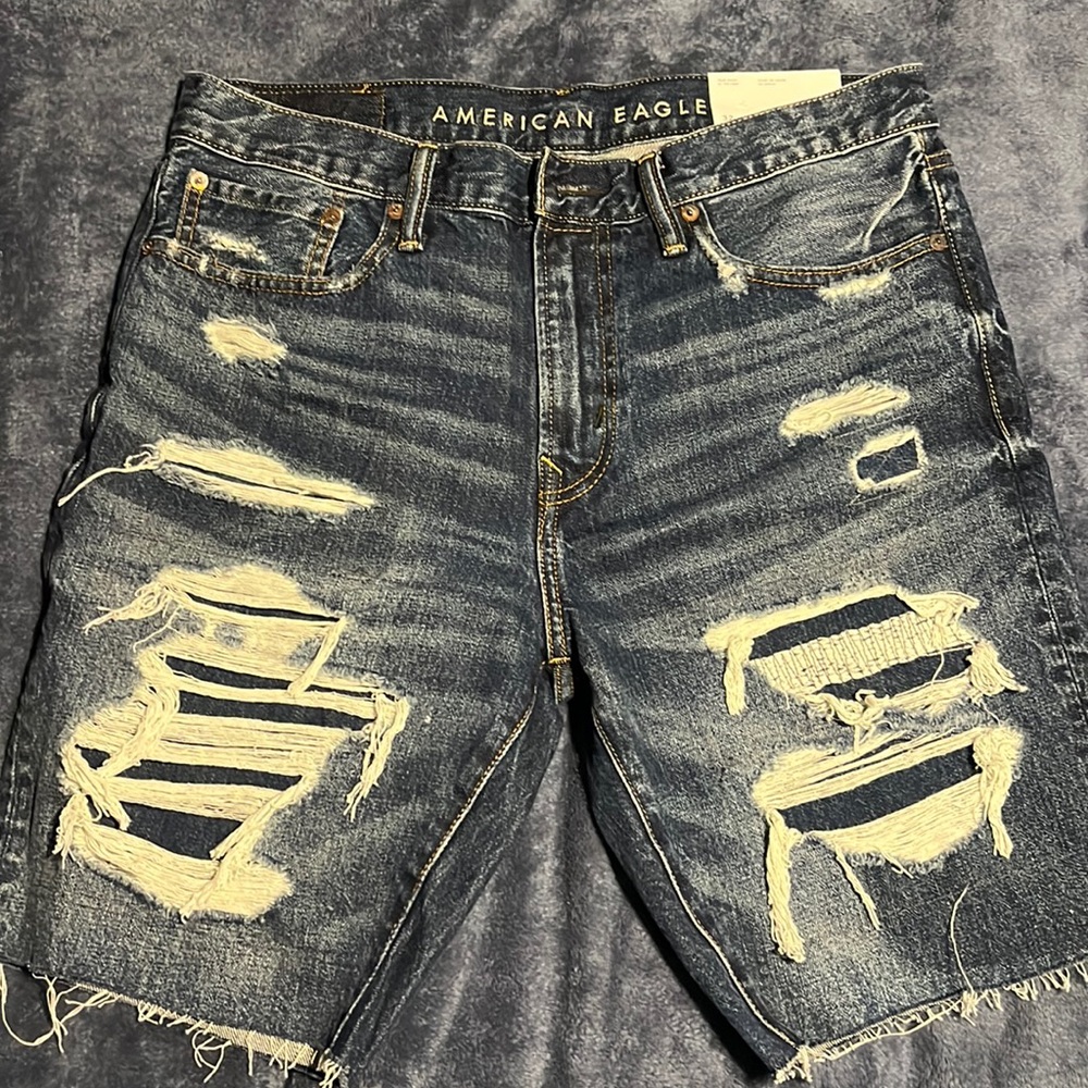 American eagle ripped jean shorts
